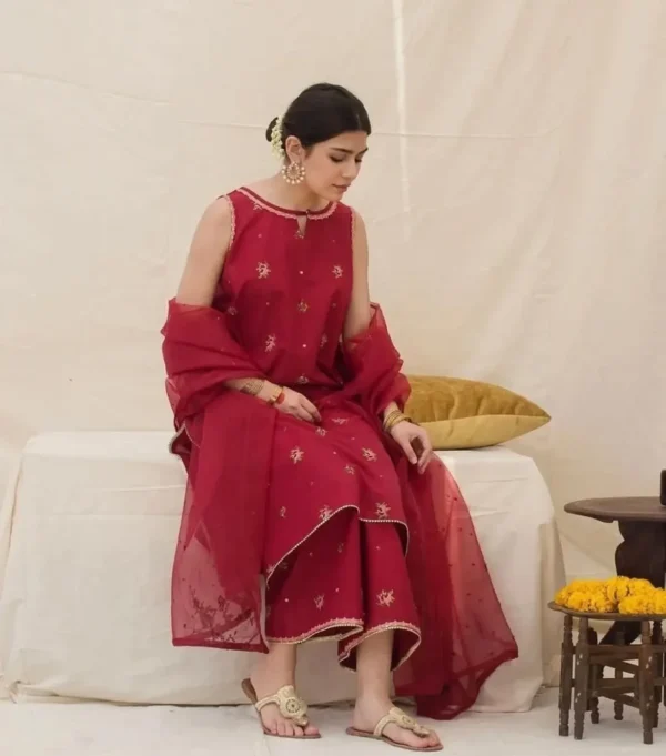 Dilara 3 dilara-3-piece-embroidered-suit